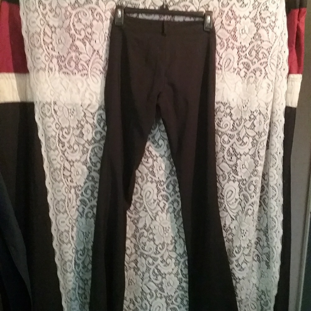 Dress sharp - Picture 2 of 4